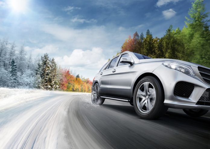 2025_11_Hankook_Kinergy_4S_2_X_Key_Visual