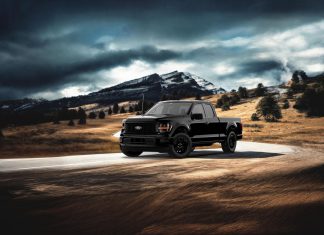 Ford’un Sıra dışı F-150 Serisi, Yeni STX Modeliyle Gücüne Güç Katıyor