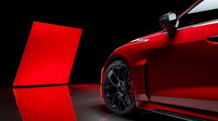 2026_04_Pirelli_Audi_RS5_Avant